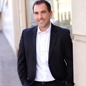 Meet your Posher, Cory